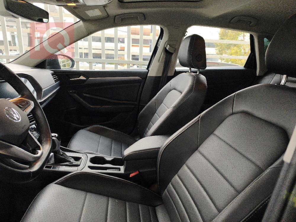 ڤۆڵکسواگن جێتا